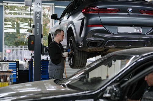 BMW G06 диски колодки