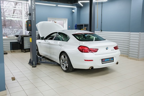 Замена клапанной крышки в BMW F06