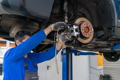 течь суппорта BMW X1