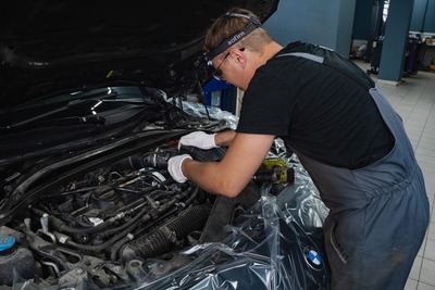 В работе BMW M235i xDrive