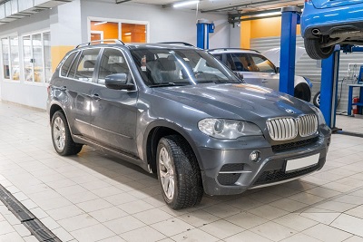 Замена клапанной крышки BMW X5 E70