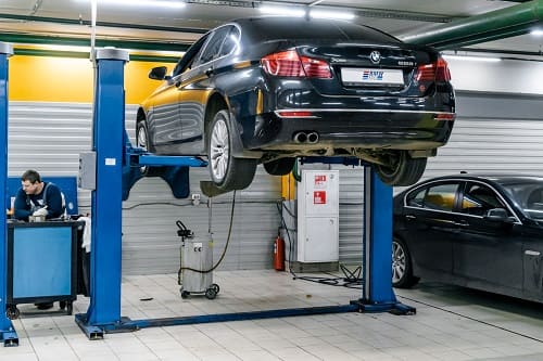 Техническое обслуживание и замена масла в АКПП BMW 528i F10