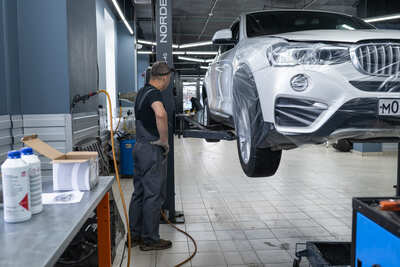 Замена помпы BMW F25