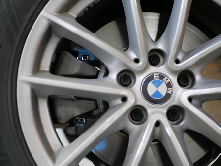 Замена всех тормозных колодок BMW 520d G30.jpg