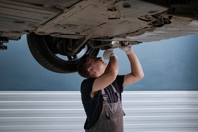 проверка биения тормозных дисков BMW