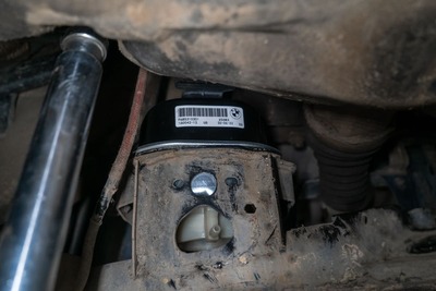 Замена опор двигателя BMW F15 