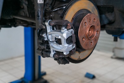 течь суппорта BMW X1