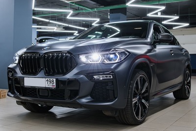 BMW G06 диски колодки