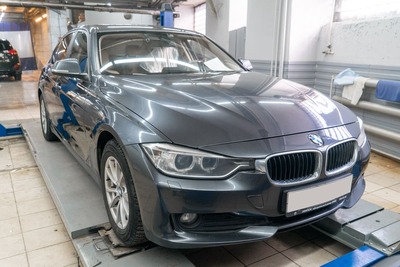 Замена передних амортизаторов на BMW F30
