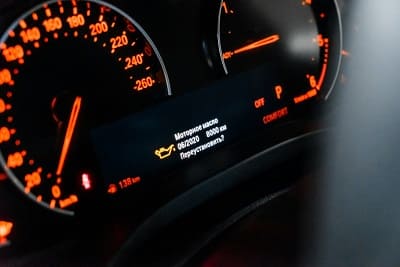 Новый БМВ X3 oil service