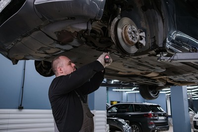 Замена поперечных рычагов на BMW G02