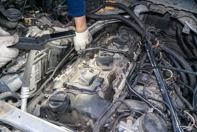 Замена клапанной крышки BMW X5 E70