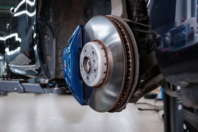 проверка биения тормозных дисков BMW