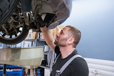 Замена радиатора и термостата на BMW 3