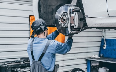 BMW F07 Замена сайлентблоков передних продольных рычагов