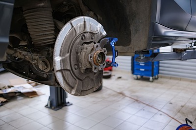 BMW G06 диски колодки