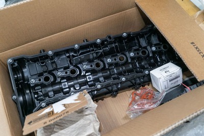 BMW F15 клапанная крышка