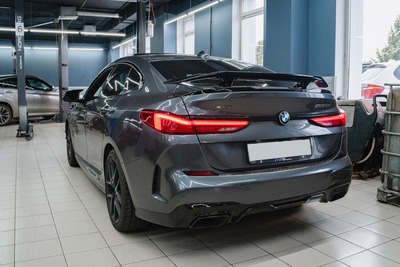 В работе BMW M235i xDrive